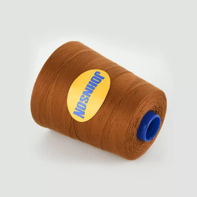 Kleurrijk gesponnen polyester naaigaren met hoge sterkte voor pakken Kleurrijk gesponnen polyester naaigaren met hoge sterkte voor pakken